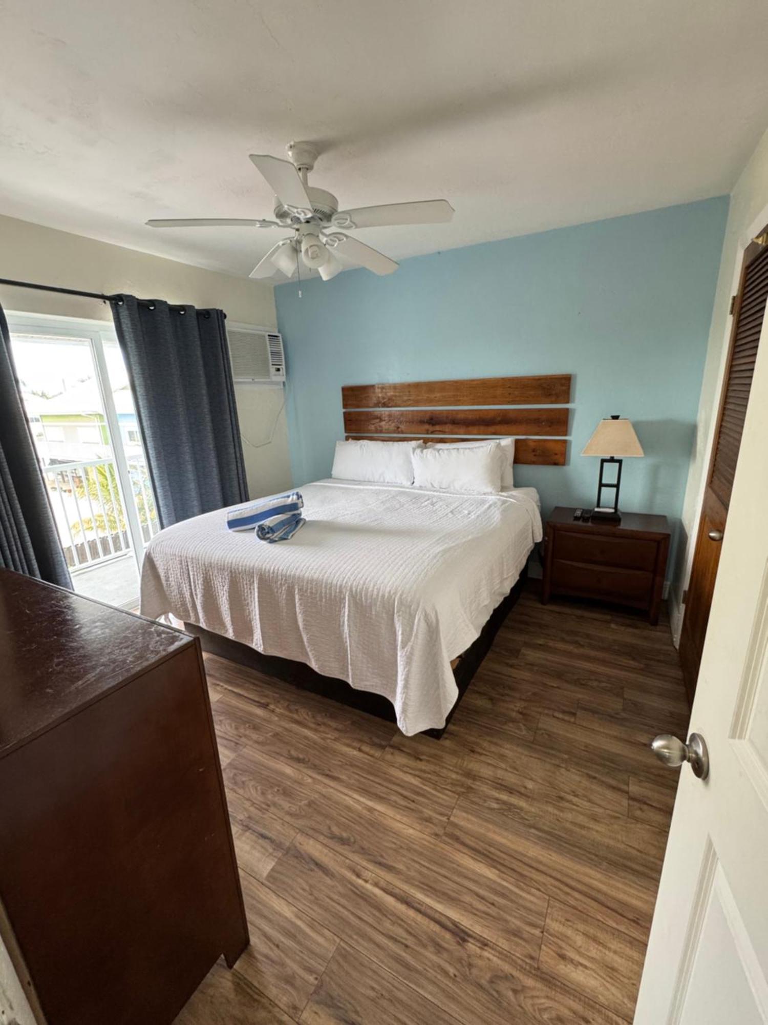 Knight'S Key Suites มาราธอน ภายนอก รูปภาพ